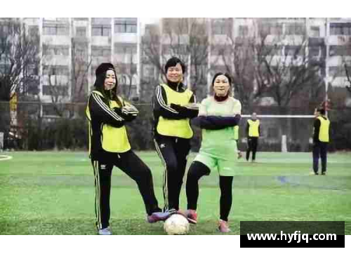 yl6809永利官网闪耀绿茵场与时尚舞台 足球明星与超模女友的华丽爱情故事 - 副本